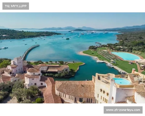 阿里携女友浪漫踏上撒丁岛享受惬意假期尽显甜蜜时光