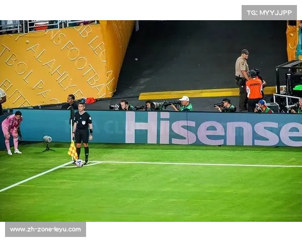 中国元素闪耀新版足球世俱杯 助力赛事全球化与文化融合 中国元素闪耀新版足球世俱杯 助力赛事全球化与文化融合